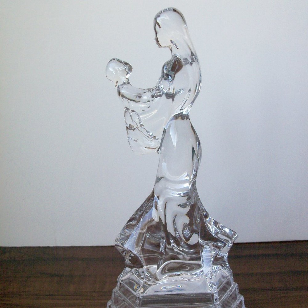 Rock crystal figurine, No label (#EV456A)
